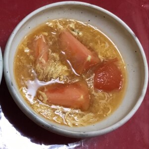 トマト風味の酸辣湯（サンラータン）麺